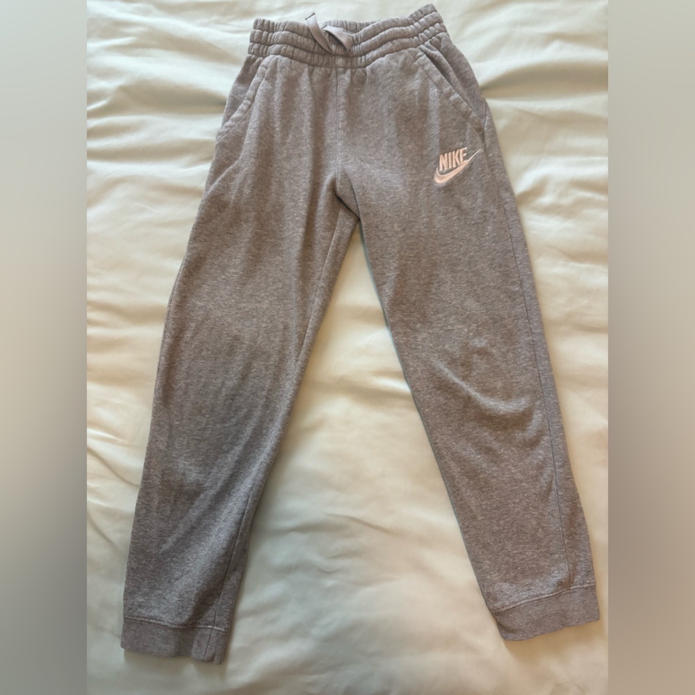 Nike Heather Gray Youth Sweatpants- Youth Medium